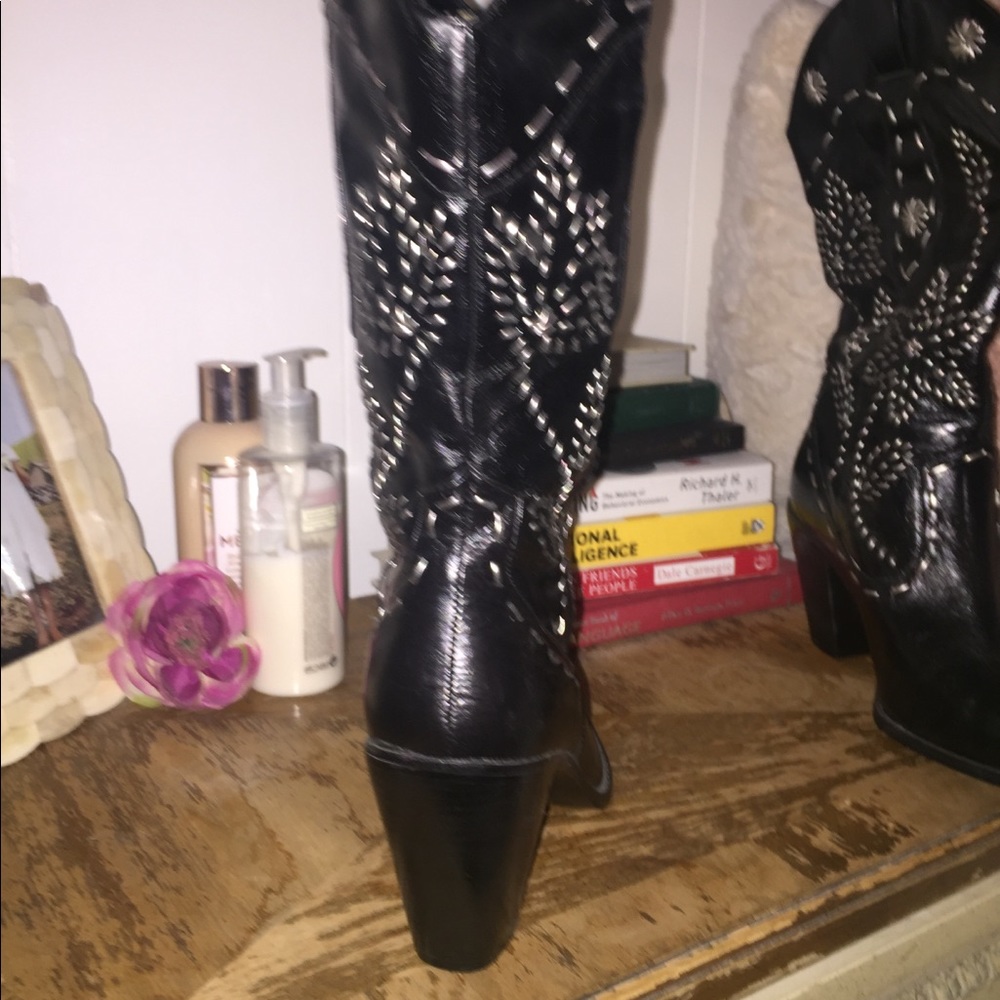 Bakers Cowboy Boots - Picture 6 of 7